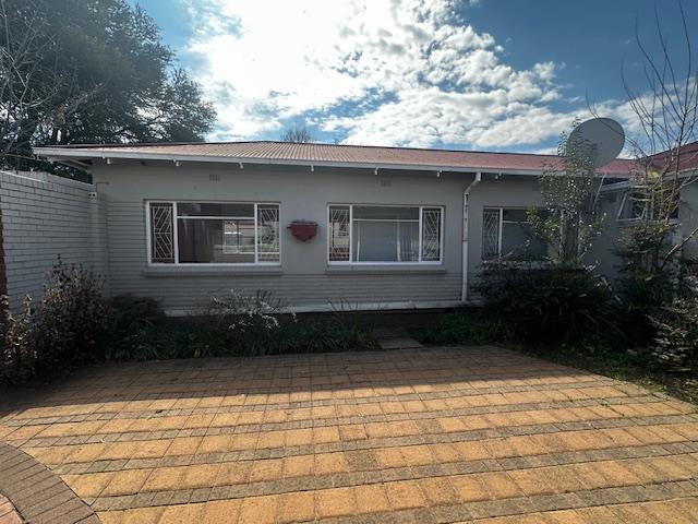 6 Bedroom Property for Sale in Dan Pienaar Free State